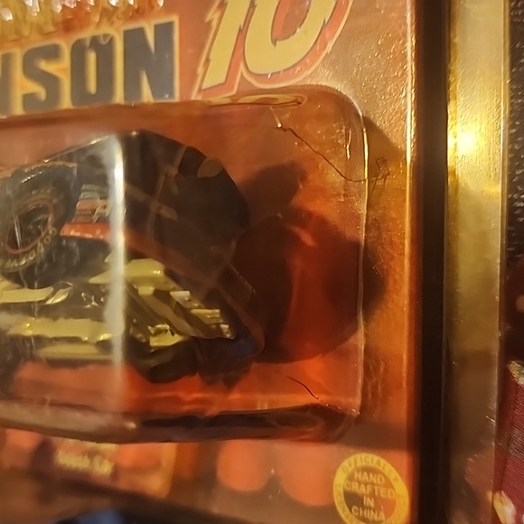 Johnny Benson #10 Valvoline The Muppet Show 25th Anniversary Fozzie Bear Car - Picture 4 of 5